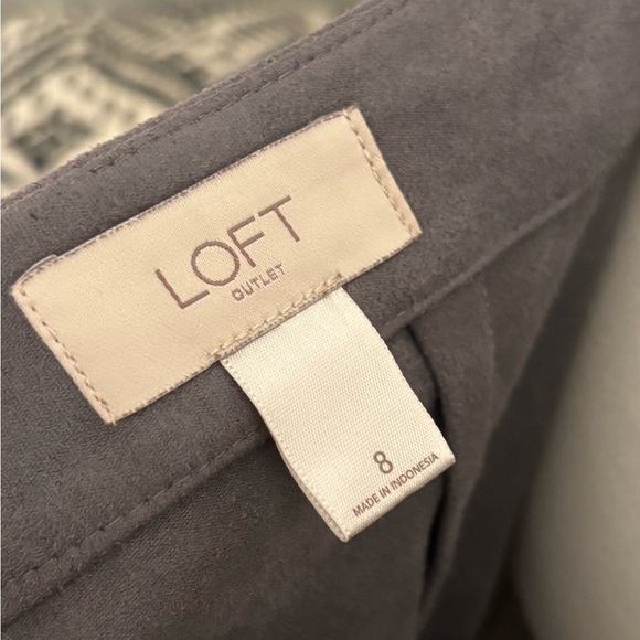 Ann Taylor LOFT Suede-Finish Skirt Sz 8 - Picture 5 of 5